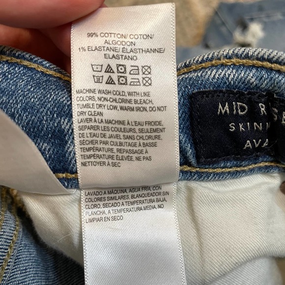 NWT! LUCKY BRAND Mid-Rise Light Blue Busted Knee Ava Skinny Jeans Raw Hem - Sz 8 - Picture 13 of 13